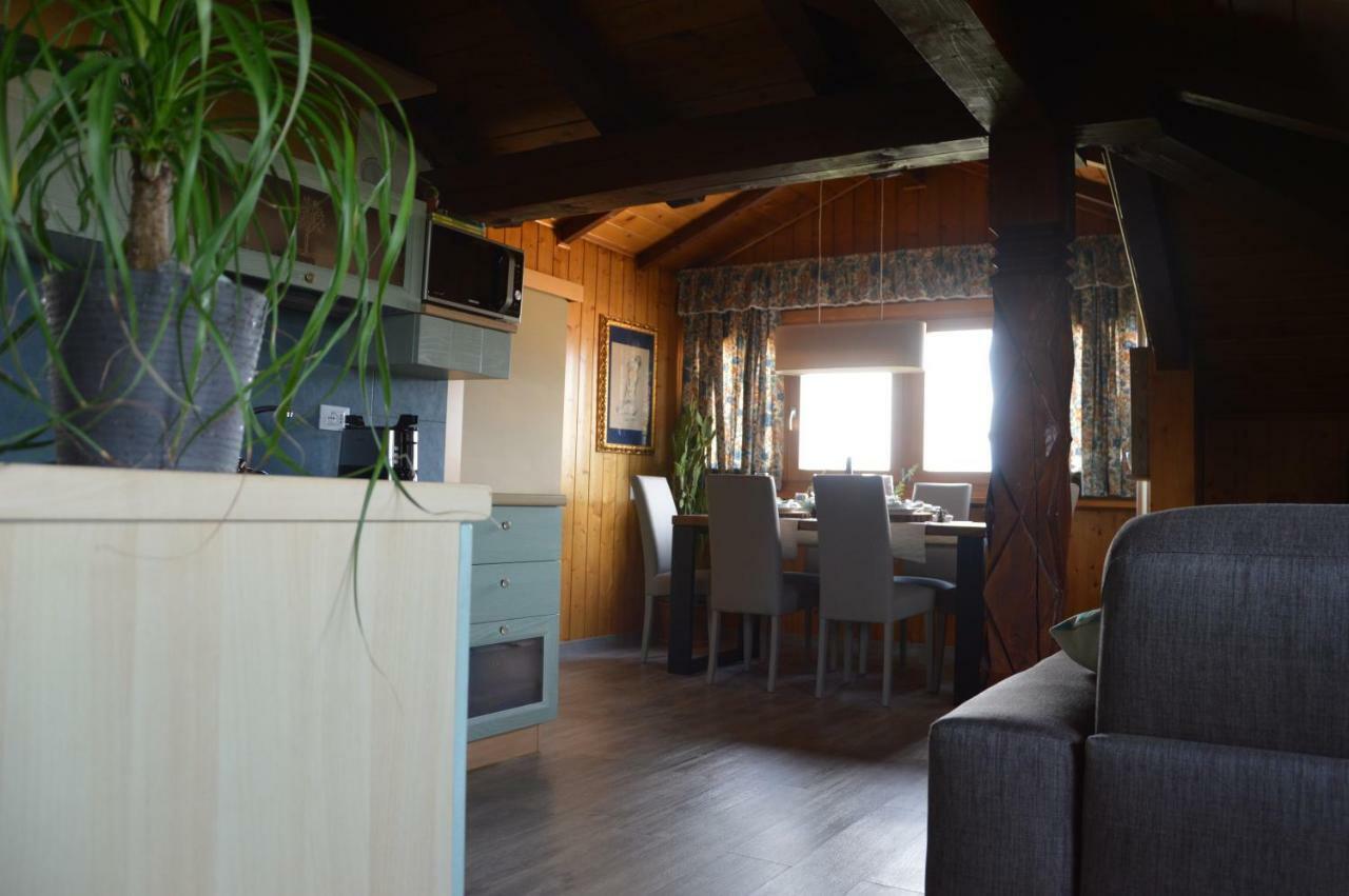 Il Nido Dei Sogni Sanzeno Apartment ภายนอก รูปภาพ