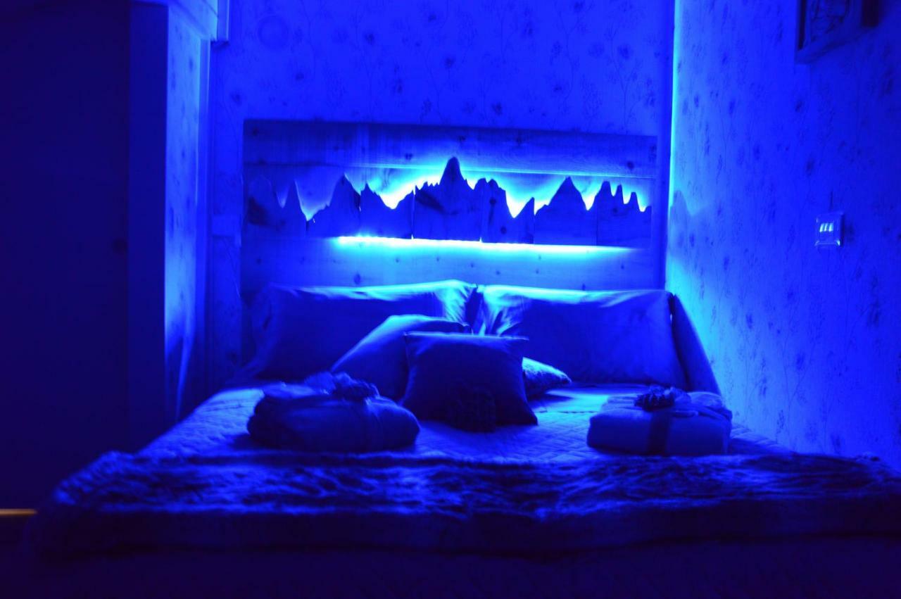 Il Nido Dei Sogni Sanzeno Apartment ภายนอก รูปภาพ