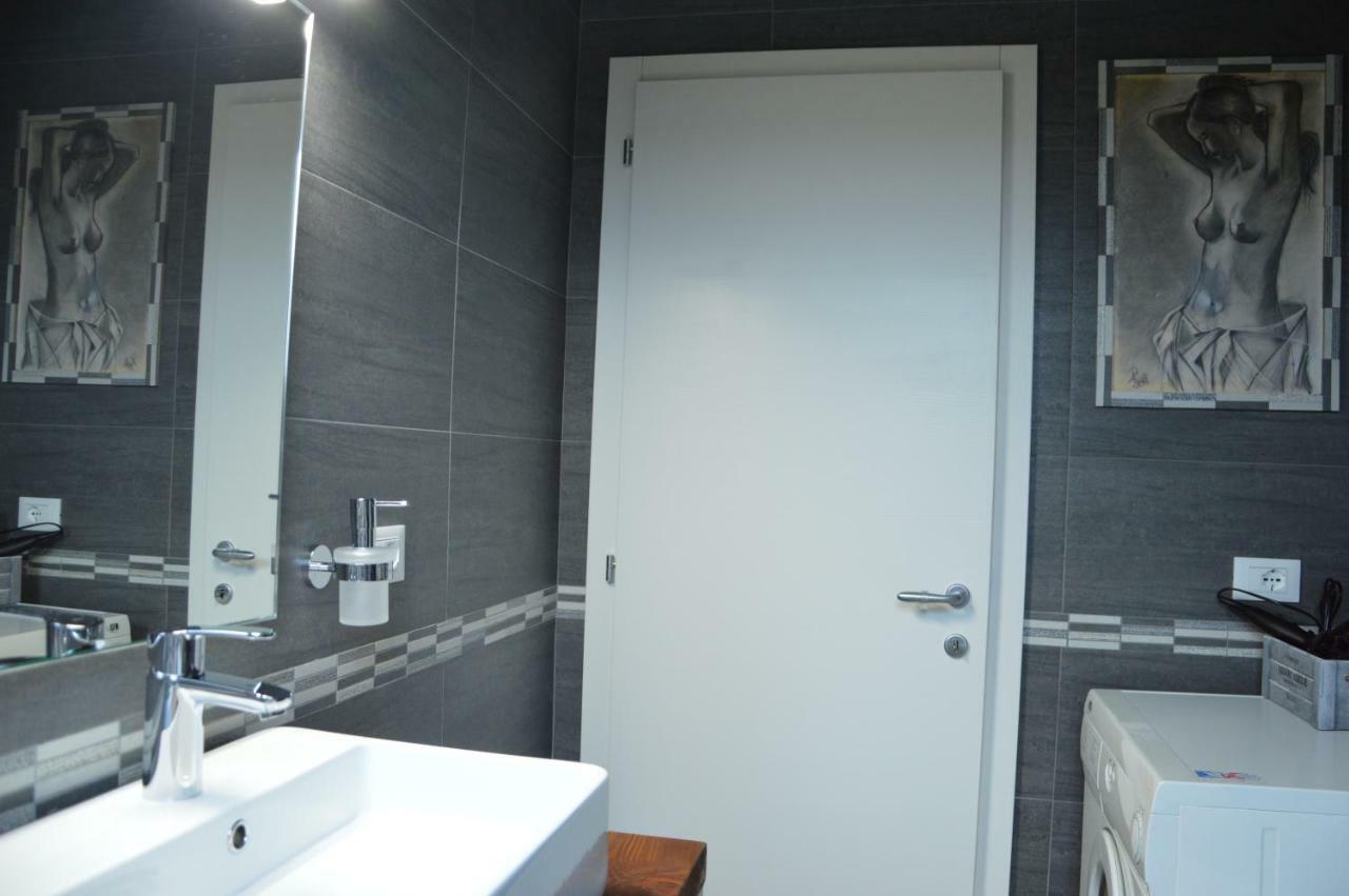 Il Nido Dei Sogni Sanzeno Apartment ภายนอก รูปภาพ