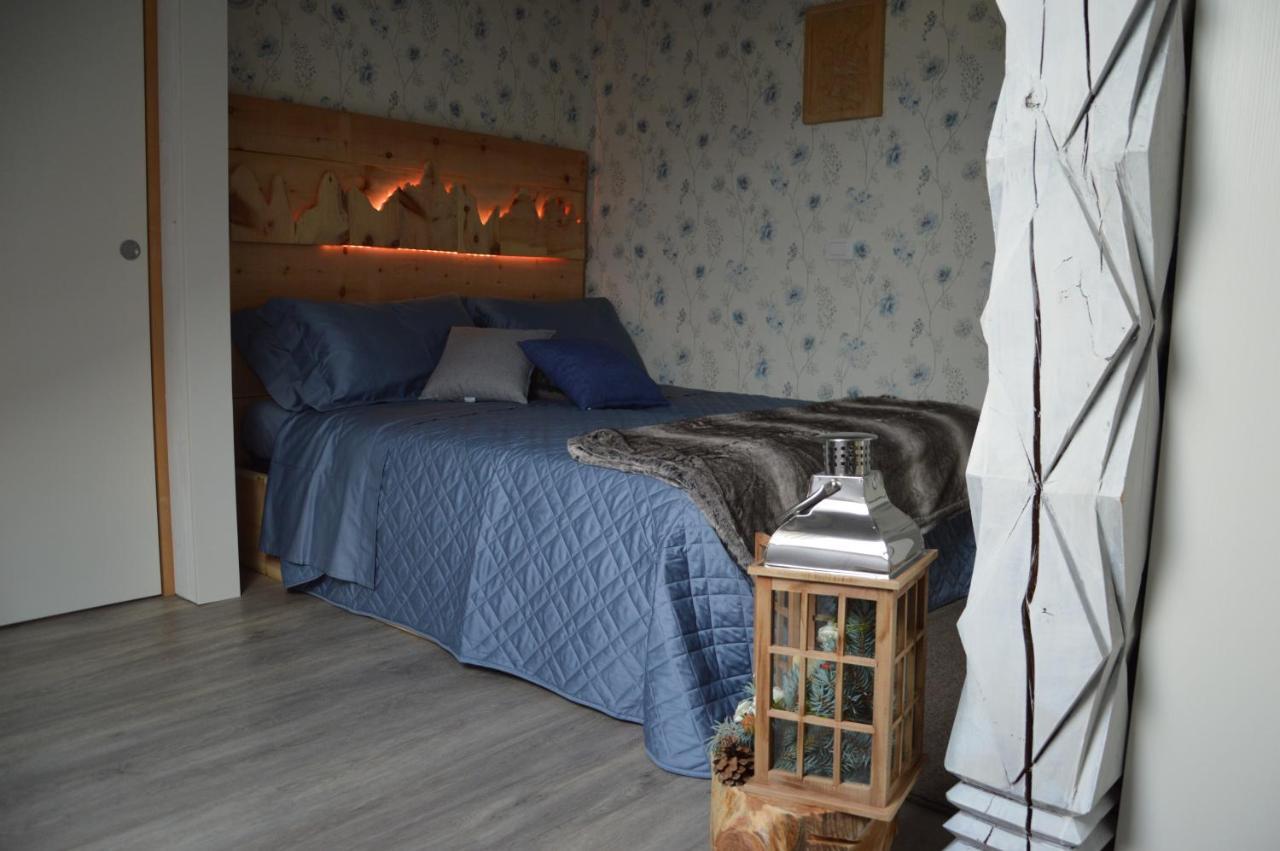 Il Nido Dei Sogni Sanzeno Apartment ภายนอก รูปภาพ