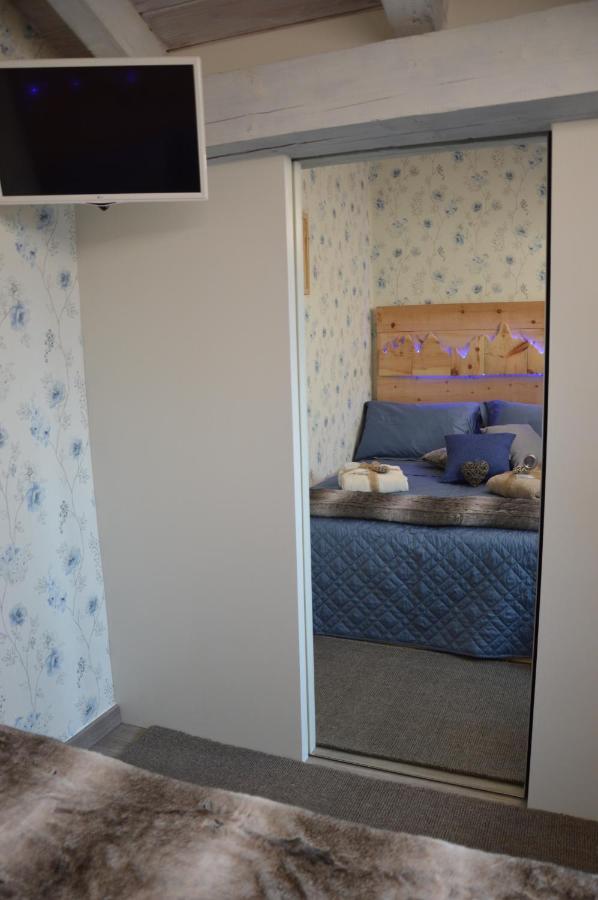 Il Nido Dei Sogni Sanzeno Apartment ภายนอก รูปภาพ